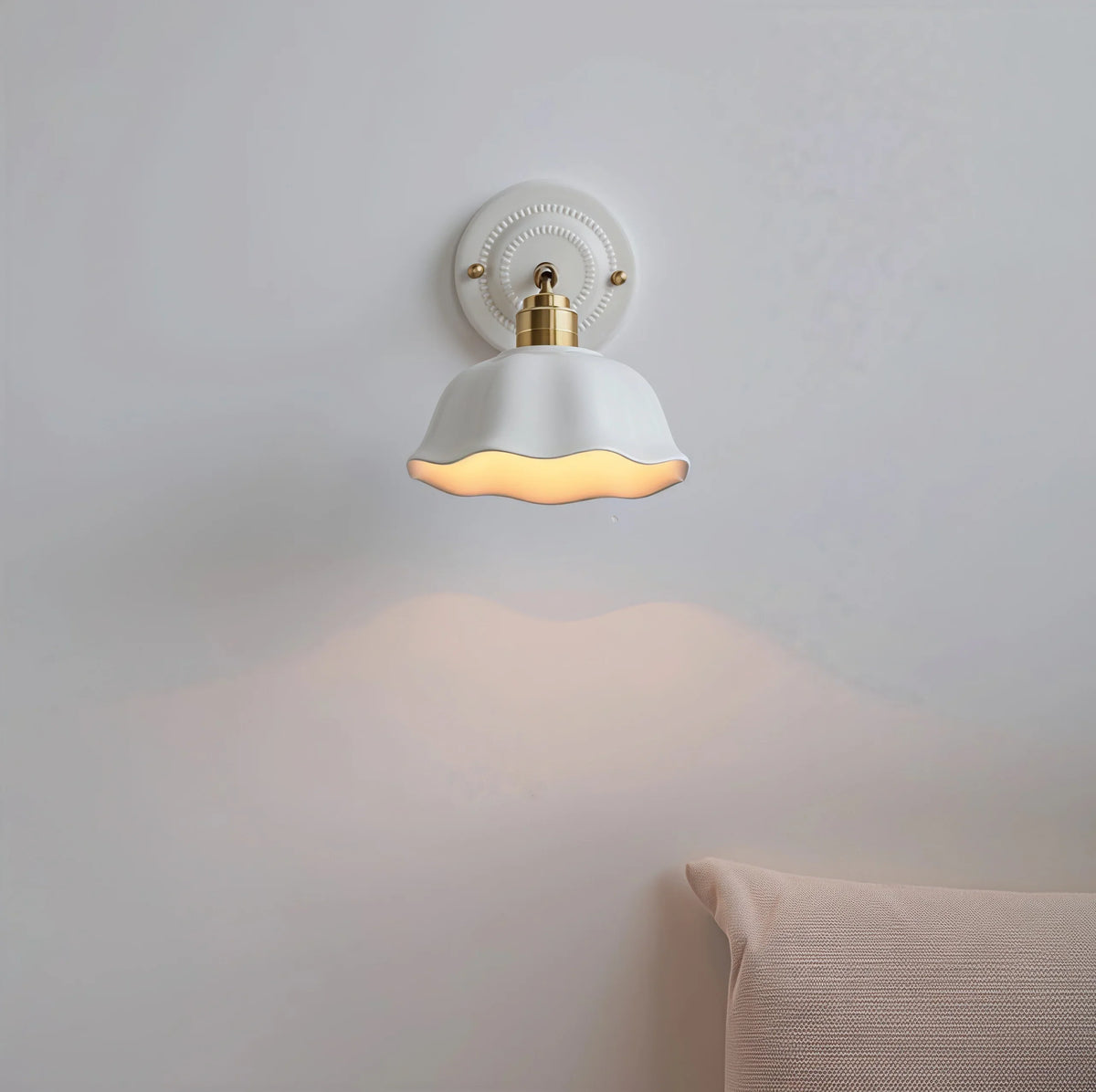 Applique murale en céramique crème | Élégance vintage nordique