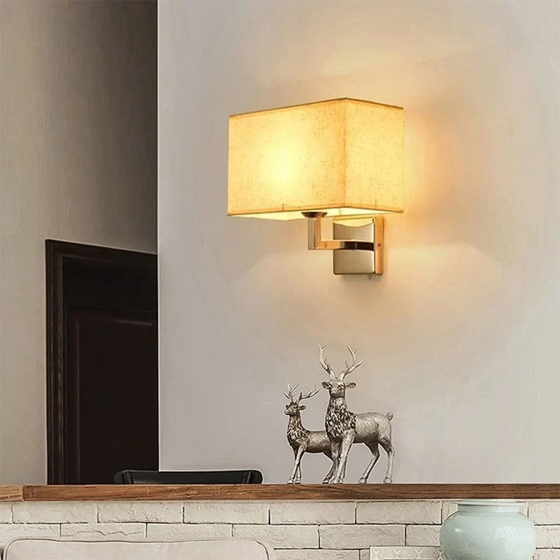 Applique de chevet avec liseuse | E27 et LED, 3 coloris