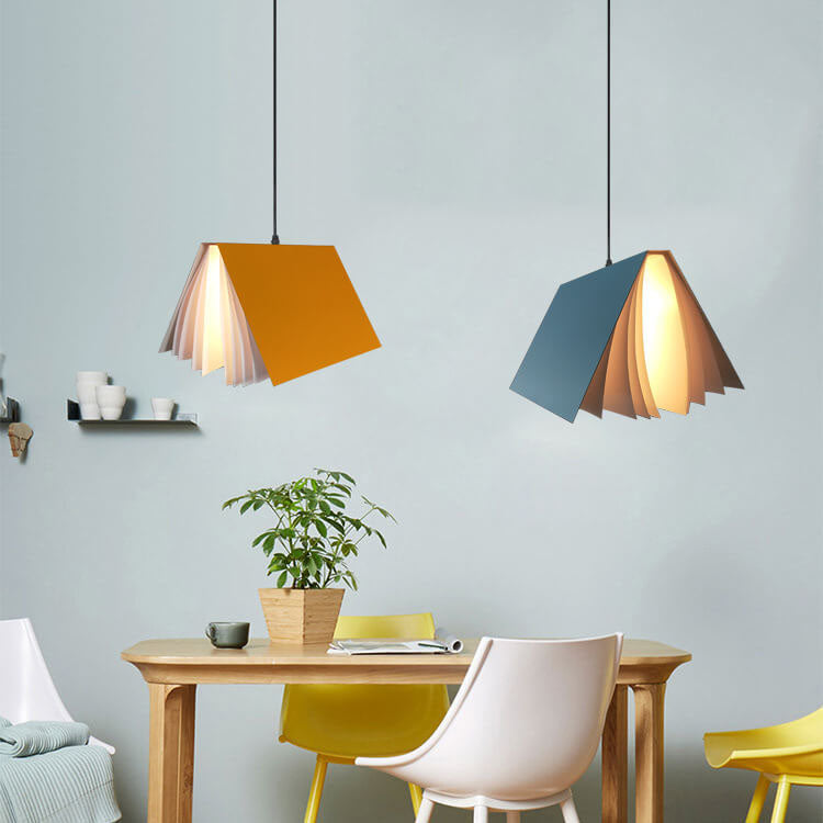 Suspension livre envolé | Plafonnier design 5 coloris