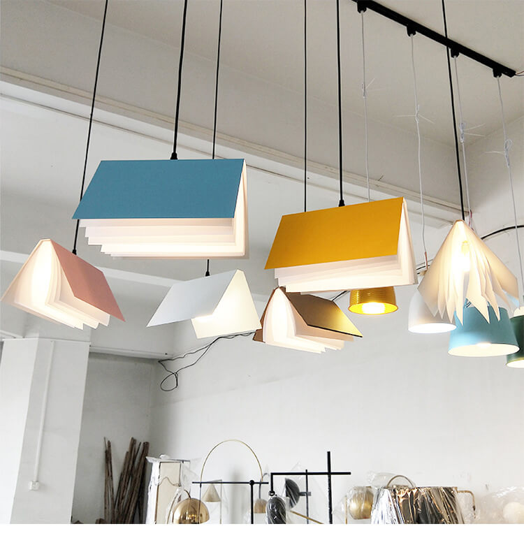 Suspension livre envolé | Plafonnier design 5 coloris