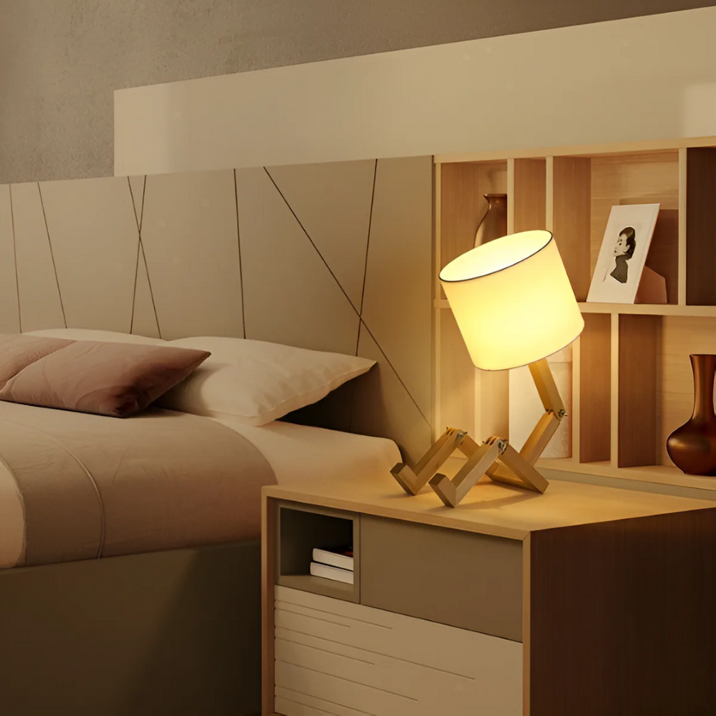 Lampe à poser Rilna | Bois massif articulé, H 47 cm
