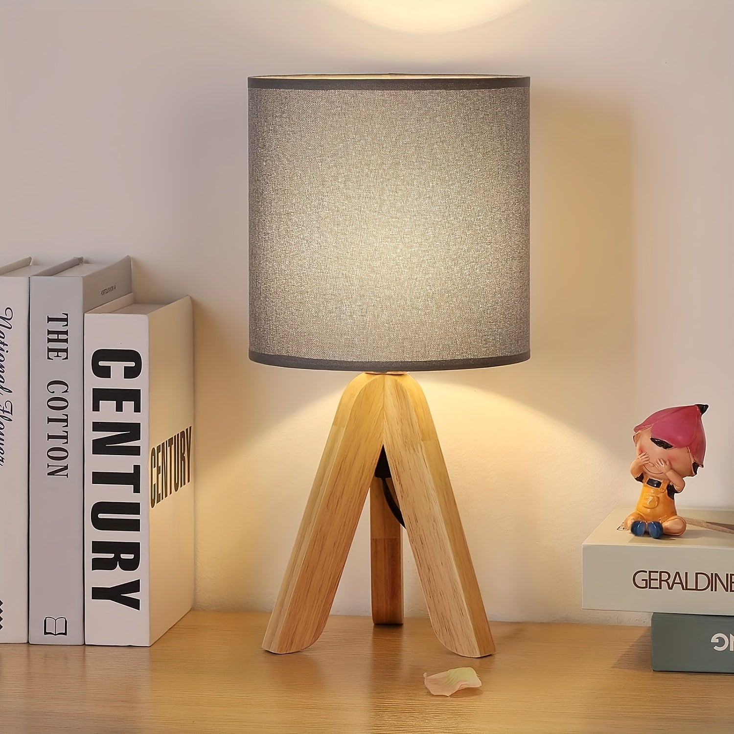 Lampe à poser trépied en bois | Abat-jour tissu, 39 cm