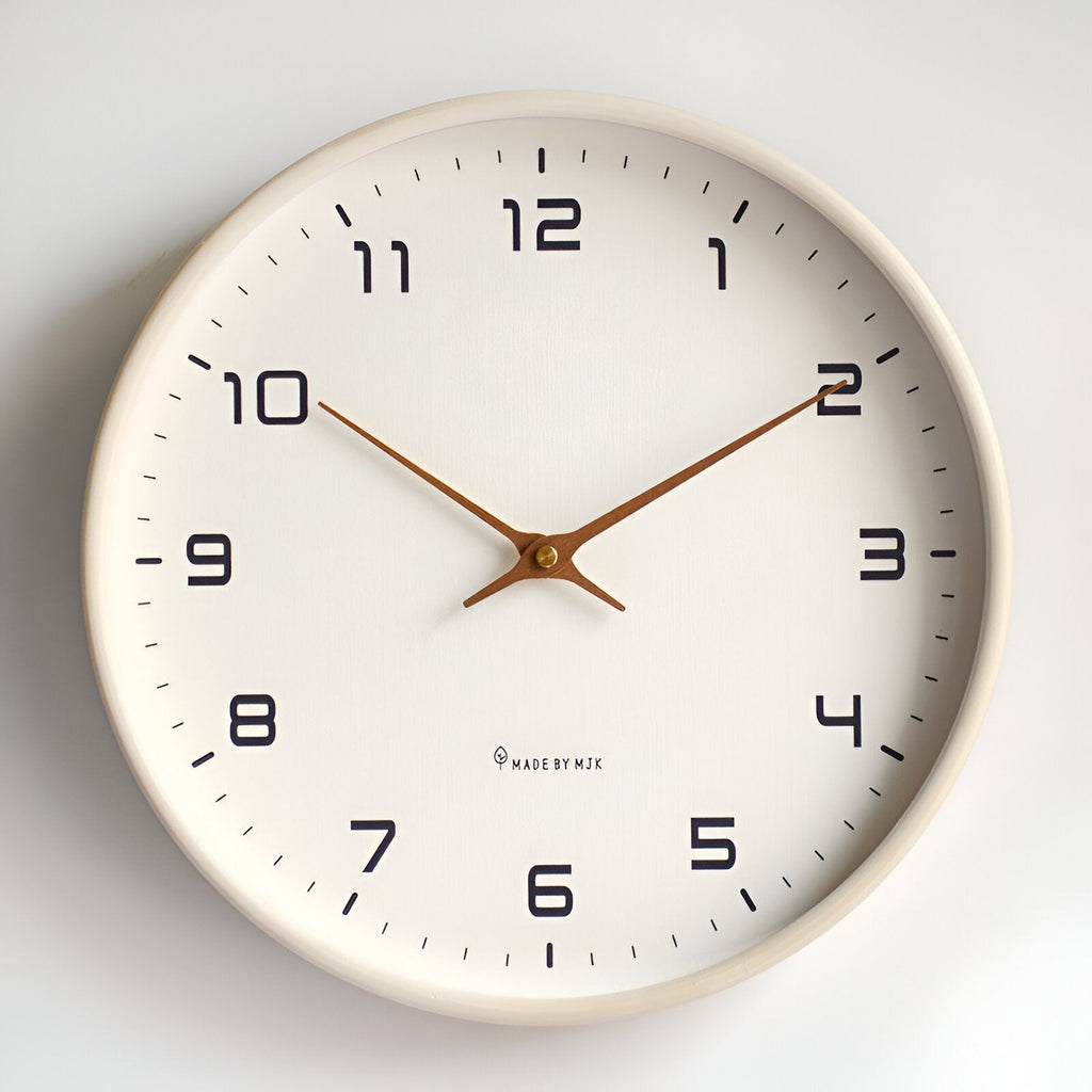 Horloge murale nordique | Bois et quartz silencieux