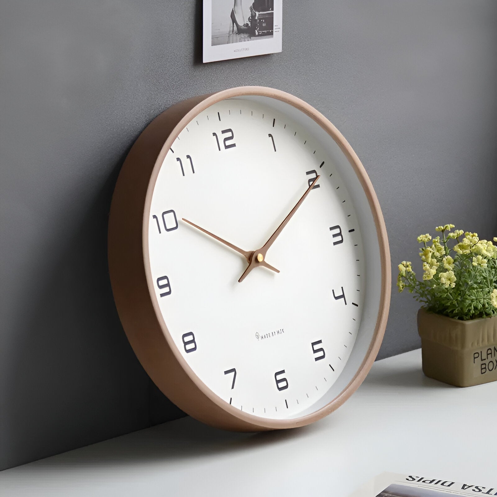 Horloge murale nordique | Bois et quartz silencieux