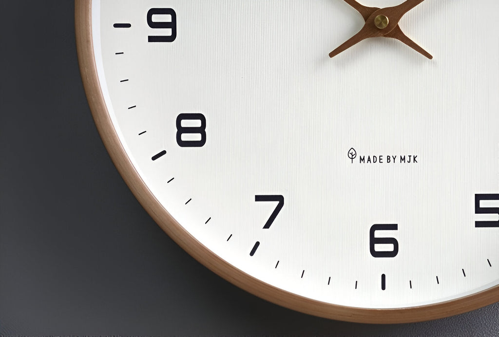 Horloge murale nordique | Bois et quartz silencieux