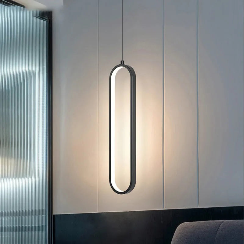 Suspension LED ovale | Dorée ou noire, 1 ou 2 têtes