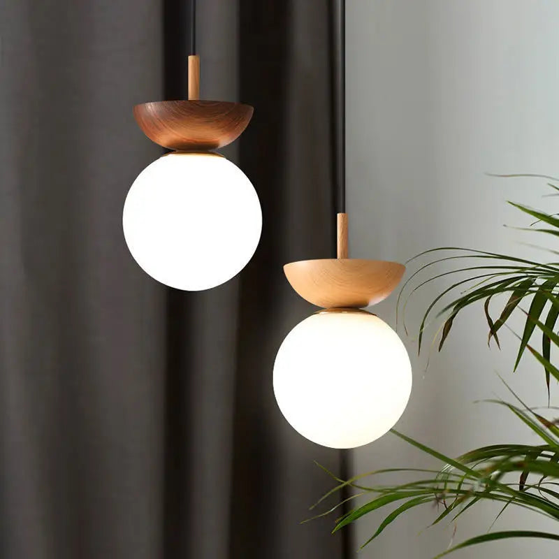 Luminaire boule de verre nordique | Bois ou noyer