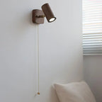 Applique Arlo | Spot LED orientable en noyer et laiton