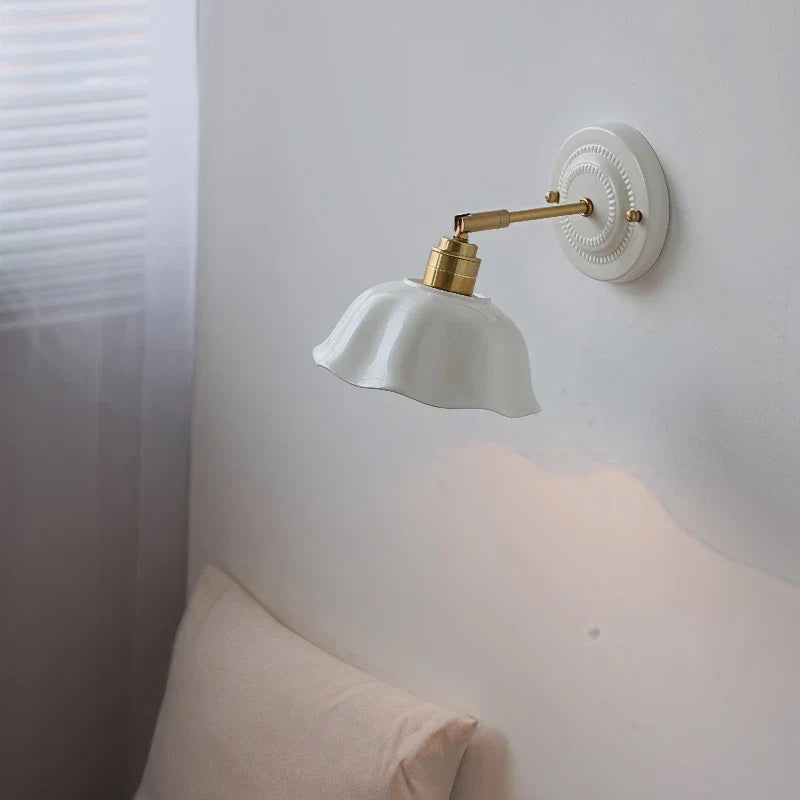 Applique murale en céramique crème | Élégance vintage nordique