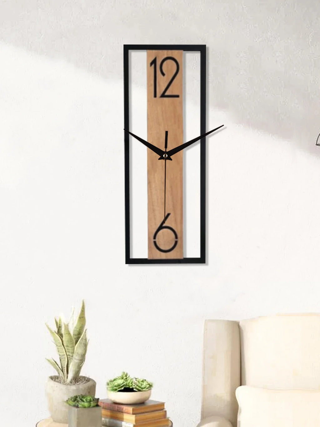 Horloge murale rectangulaire 30 × 11 cm | Bois et métal fin