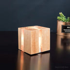 Applique WoodAura | Bois massif sculpté main et résine, 8 cm