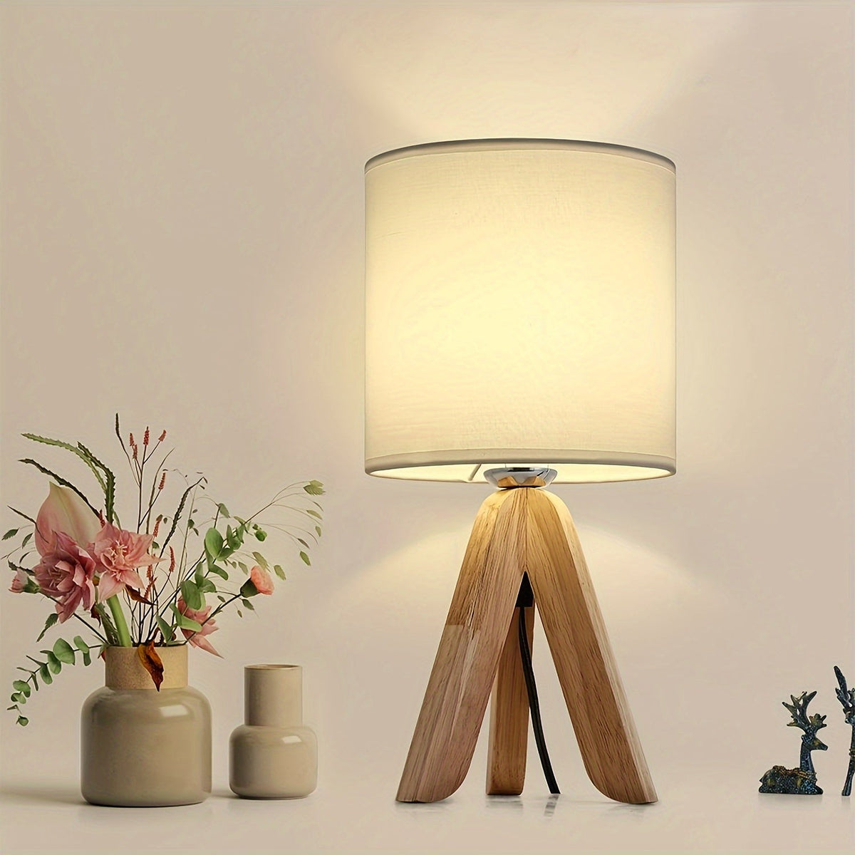 Lampe à poser trépied en bois | Abat-jour tissu, 39 cm