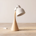 Lampe de bureau nordique en bois blanche, tête orientable