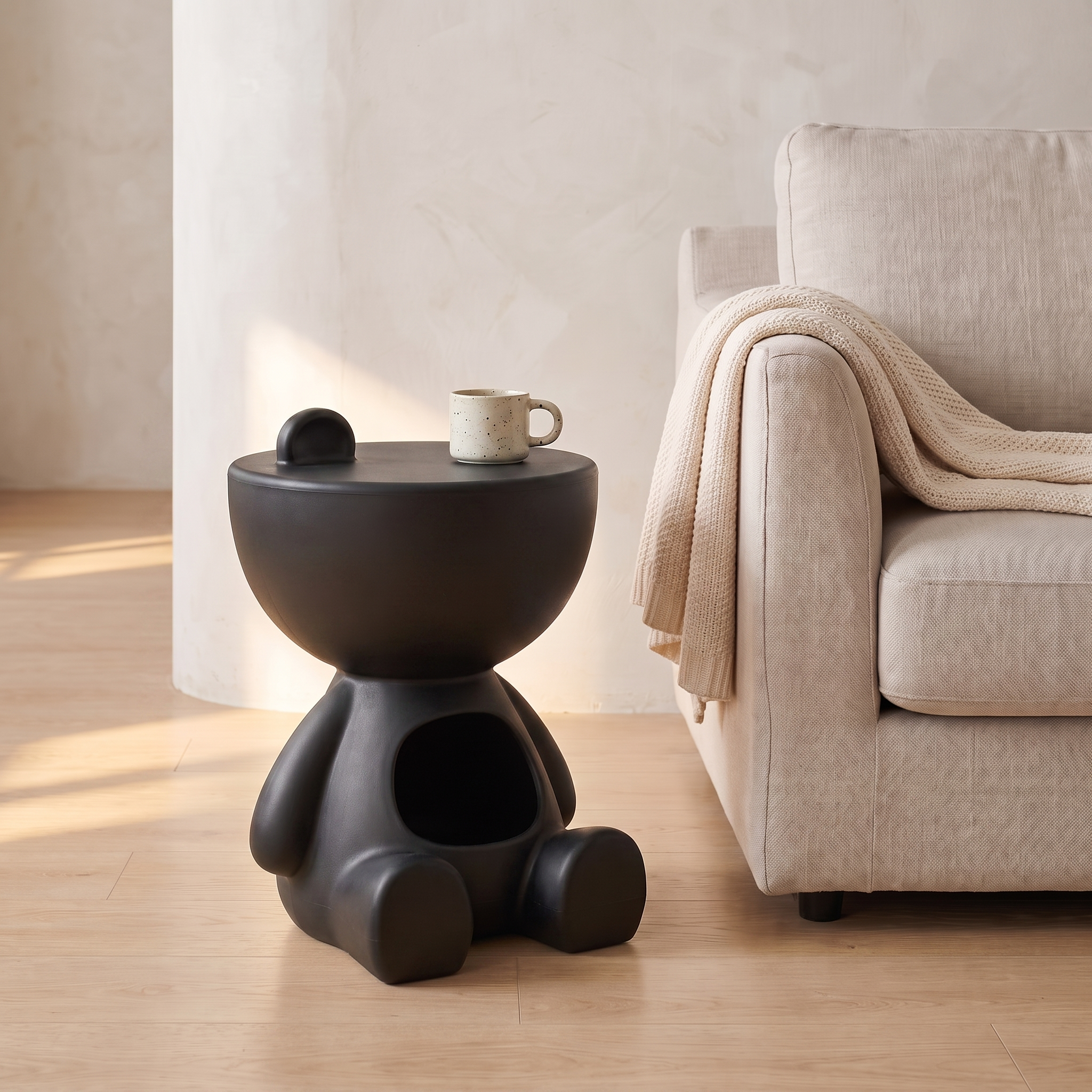 Table d'appoint Ourson, noir, salon scandinave