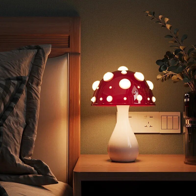 Lampe à poser champignon LED | Amanite moderne, 2 tailles